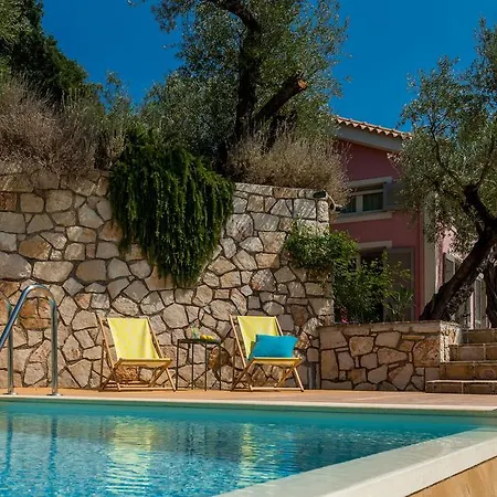 Oliva, In A Serene Location & Private Pool, By Zantewize *