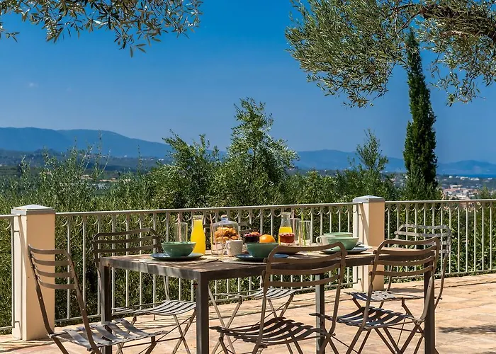 Oliva, In A Serene Location & Private Pool, By Zantewize * Akrotiri (Zakynthos)