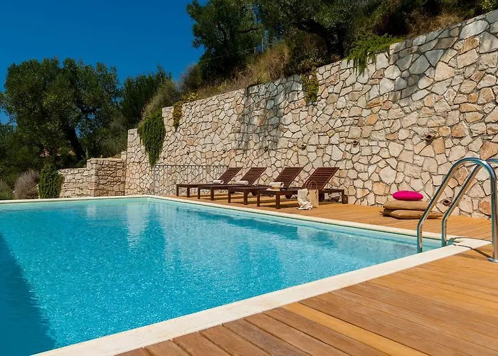 Oliva, In A Serene Location & Private Pool, By Zantewize 빌라 *