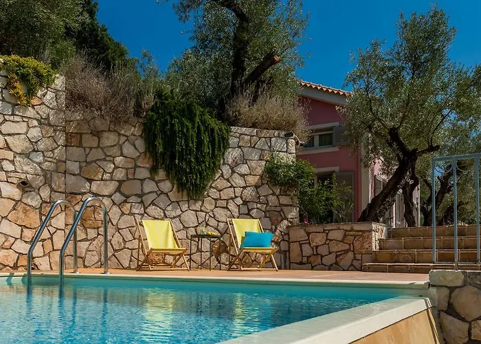 Oliva, In A Serene Location & Private Pool, By Zantewize *