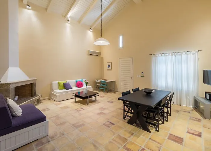 Oliva, In A Serene Location & Private Pool, By Zantewize 빌라 *