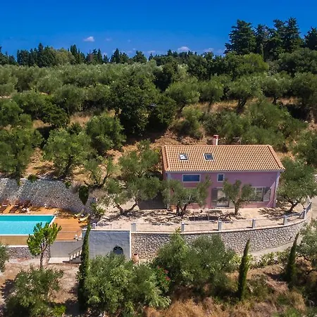 Oliva, In A Serene Location & Private Pool, By Zantewize Vila *