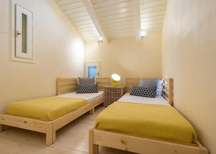 Oliva, In A Serene Location & Private Pool, By Zantewize *