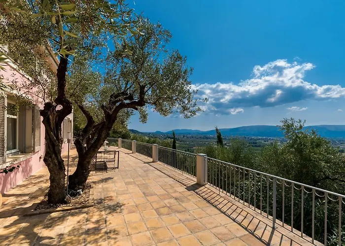 Βίλα Oliva, In A Serene Location & Private Pool, By Zantewize